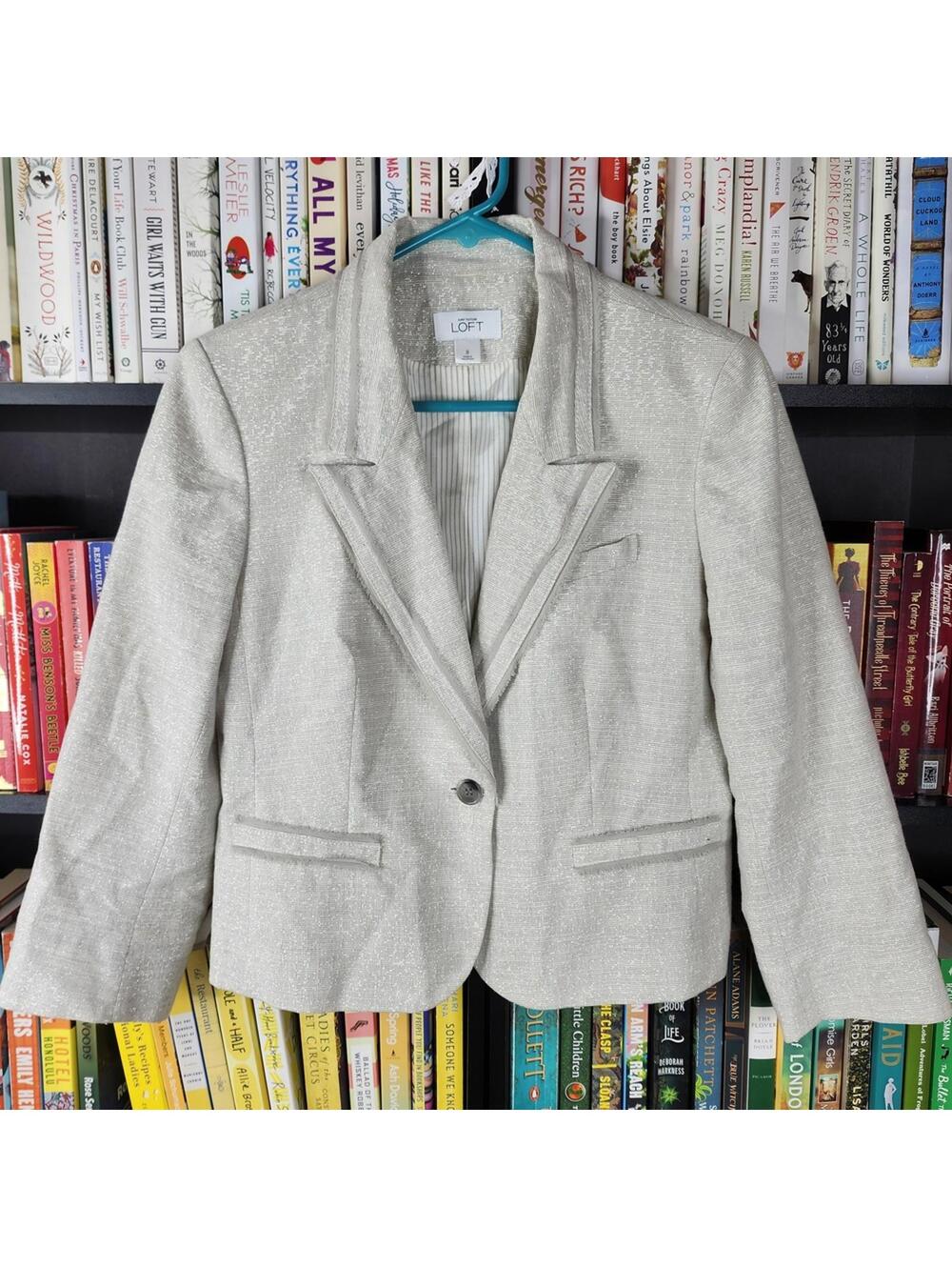 LOFT Women's Textured Light Gray Blazer Size 8